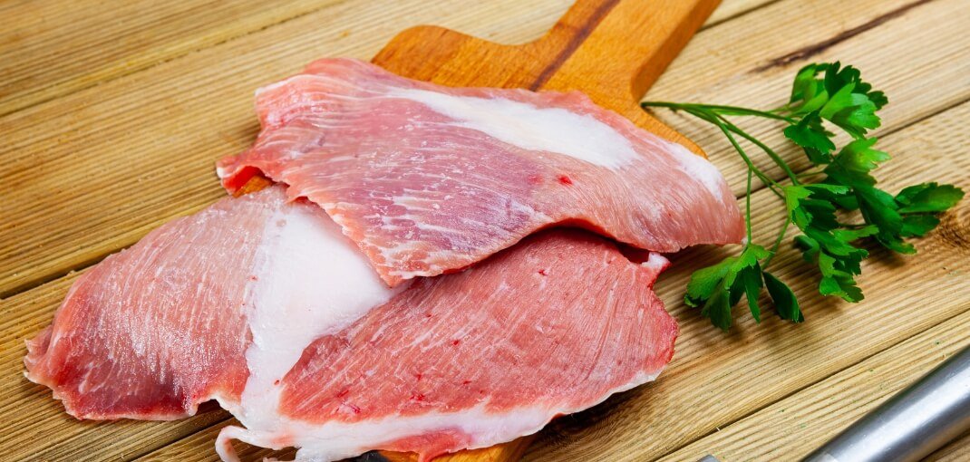 Cerdo Ibérico: Tradición, Sabor y Razones para Elegirlo Sobre el Cerdo Blanco